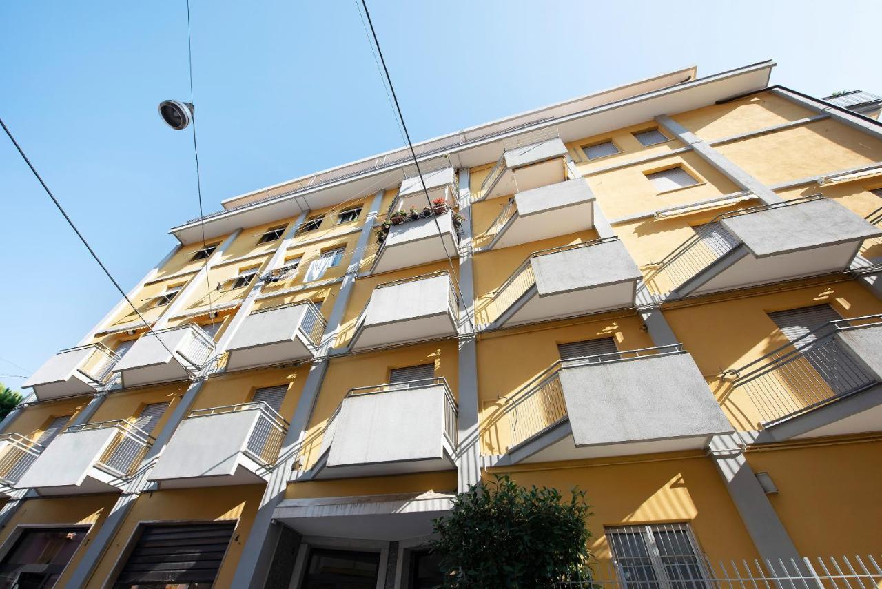 Trilocale Mazzini Con 2 Balconi Appartement Varazze Buitenkant foto